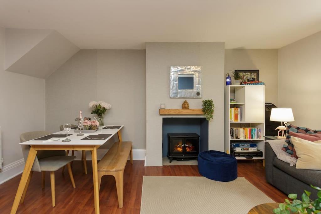 Seaside Escape Apartment Portsmouth Exterior photo